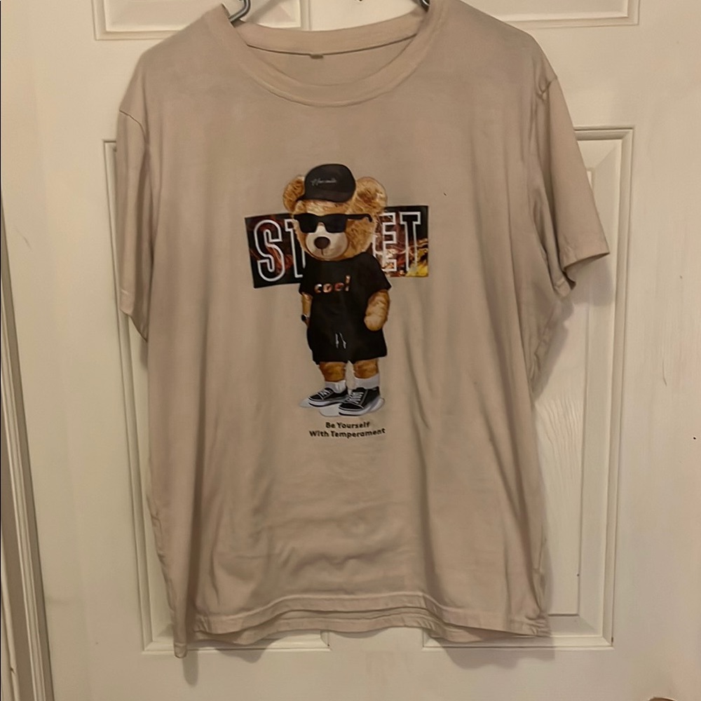 Beige T-Shirt with Bear Graphic